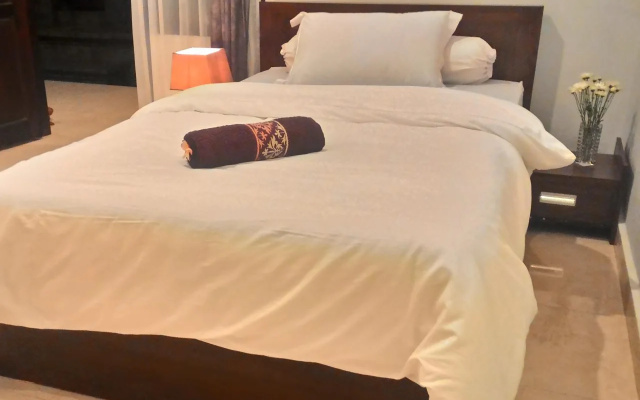 Kadek Nadhi Guest House