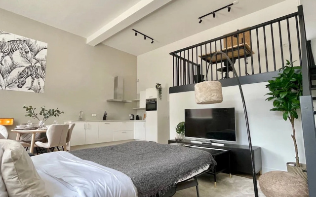 Serviced 2BR Apartments in Utrecht