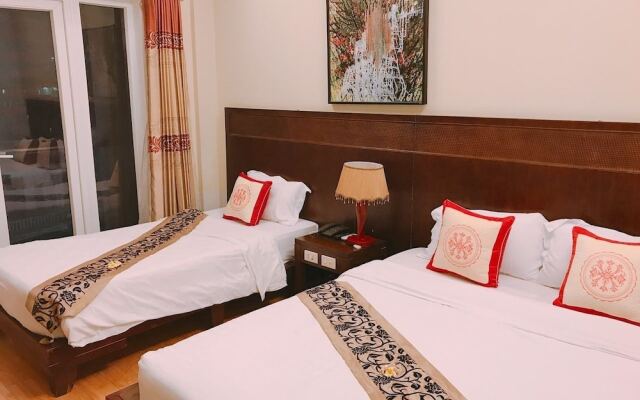 Gold Hotel Hue вид на фасад