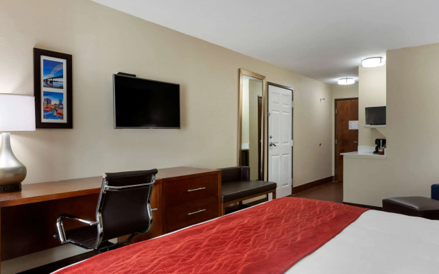 Springplace Inn & Suites