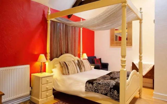 Knoll Hill Farm, The Place To Stay