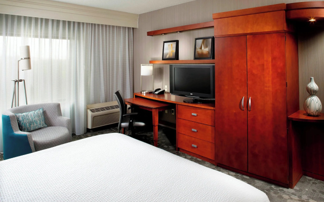 Courtyard by Marriott Pittsburgh Greensburg