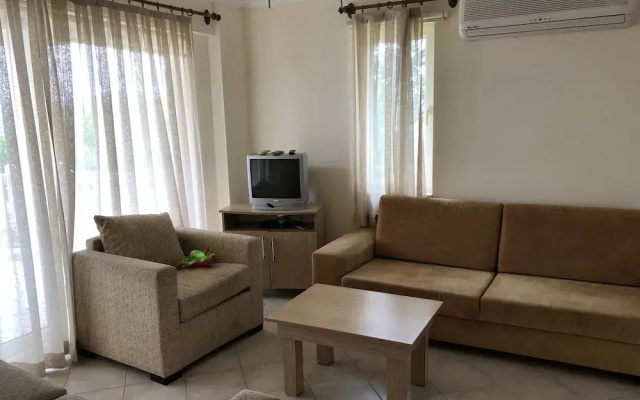 Apartment 3 Bedroom Lake View 7 by Likya Global