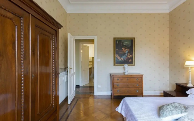 Albaro Classic Apartment by Wonderful Italy
