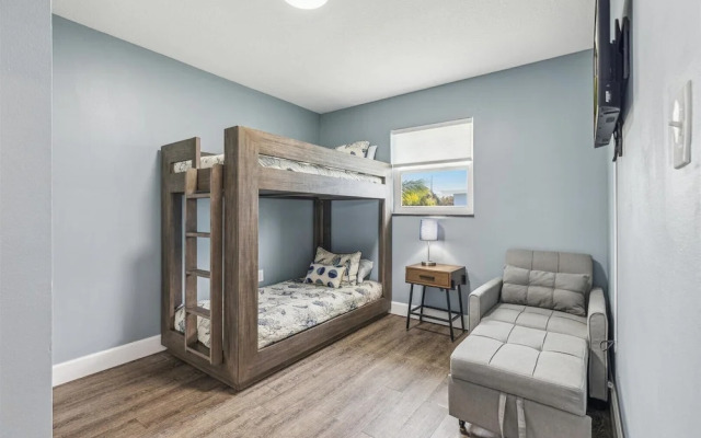 106 La Riviere Rd
