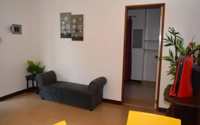 Budget Rooms White Beach