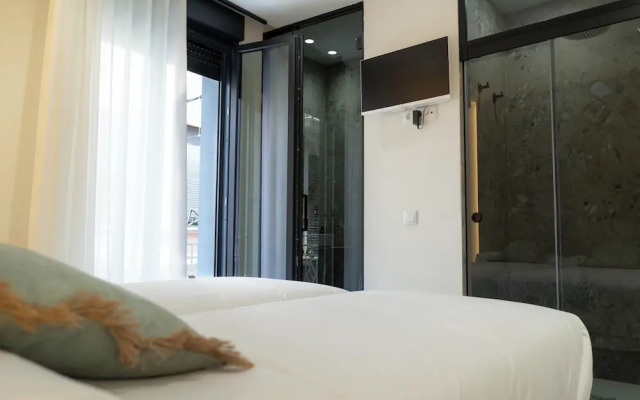 Ceramic Rooms Boutique Hostel