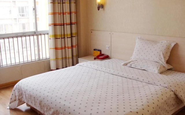Ou La La Express Hotel Guigang