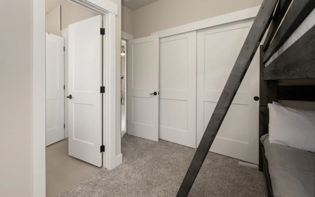 Wagon Wheel At Rendezvous 3 Bedroom Home