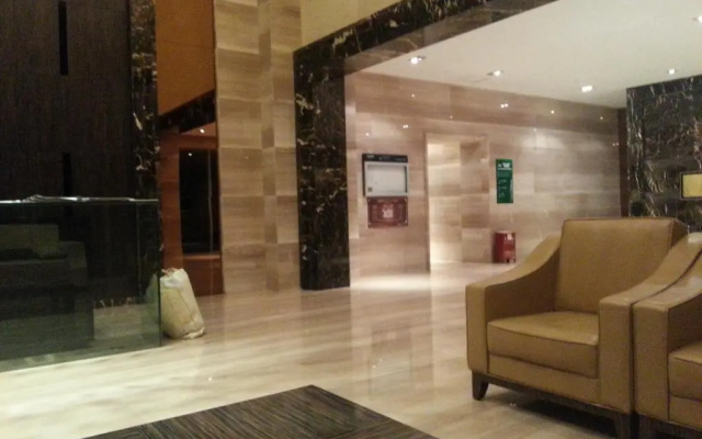Kunming Shuncheng Space Apartment