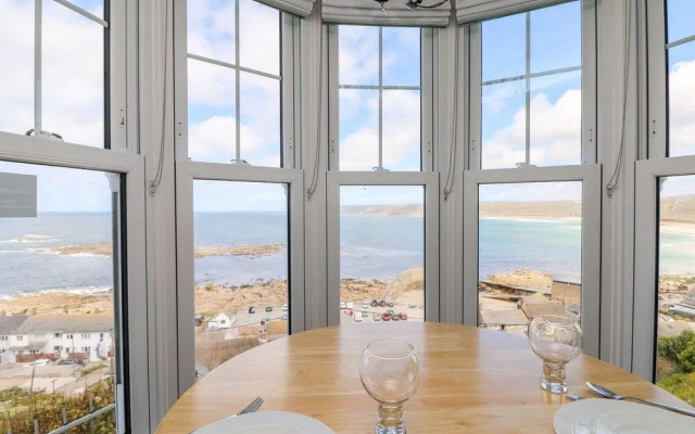 Sennen Heights