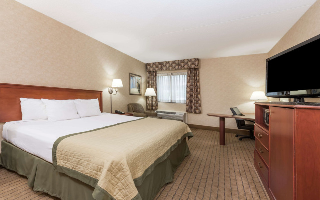 Howard Johnson Evansville East