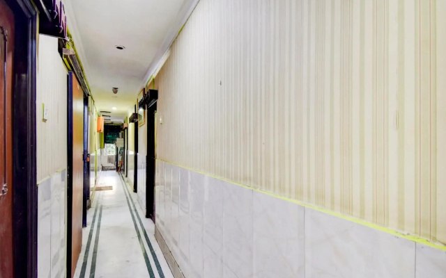 SPOT ON 83258 Hotel Shabnam