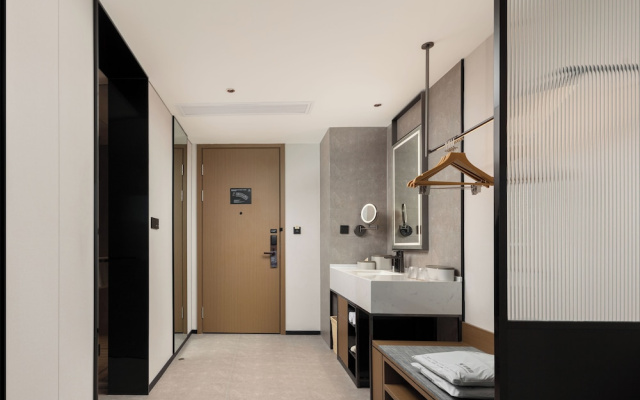 Atour Hotel
