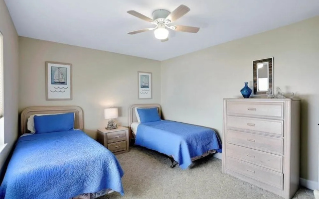 Lamplighter Home #32404