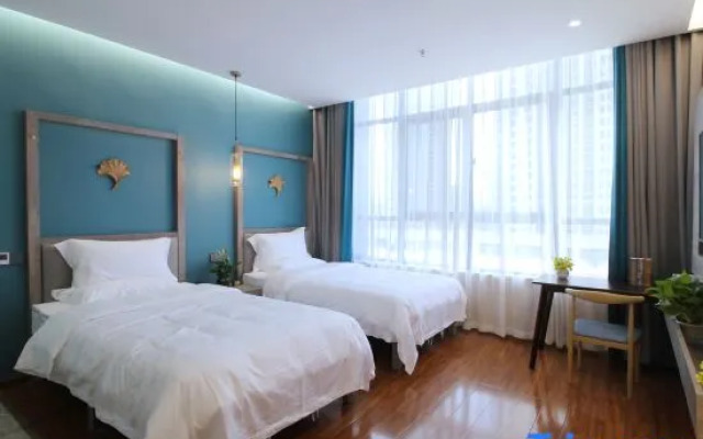 Xinyang Cloud Hotel