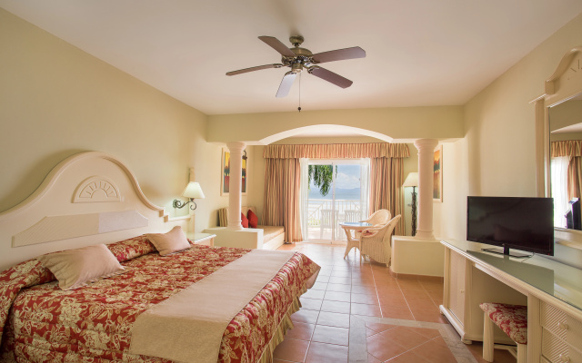 Eurostars Grand Cayacoa