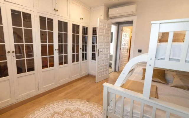 Level 11 Apartment