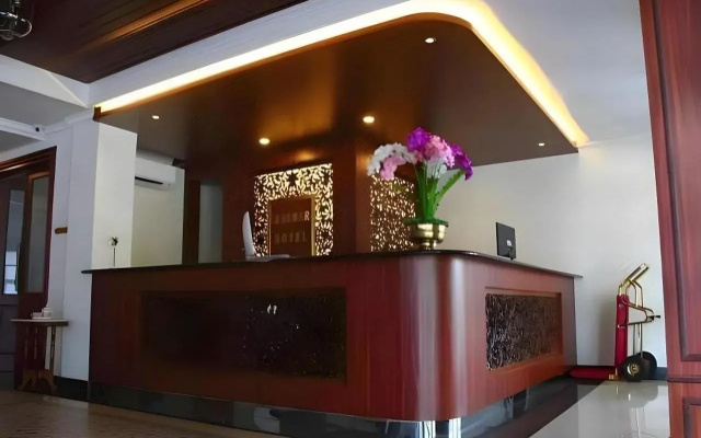 Lesemar Hotel Serang