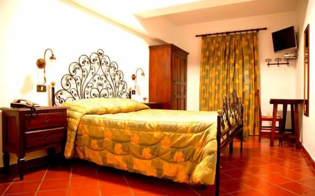 Hotel Bucaneve