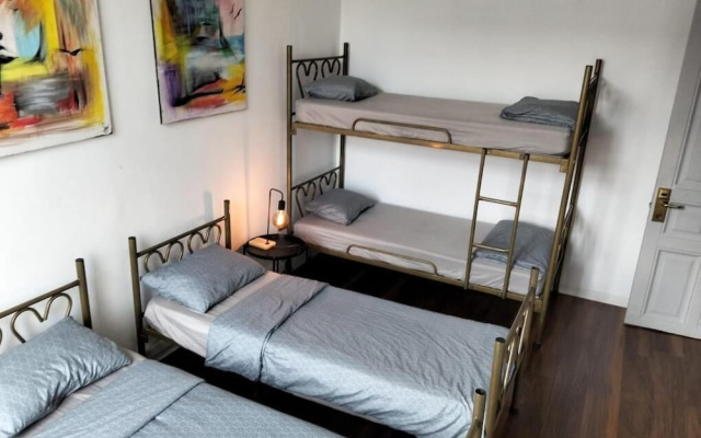 Antique Hostel