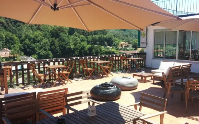 Hostel Geres