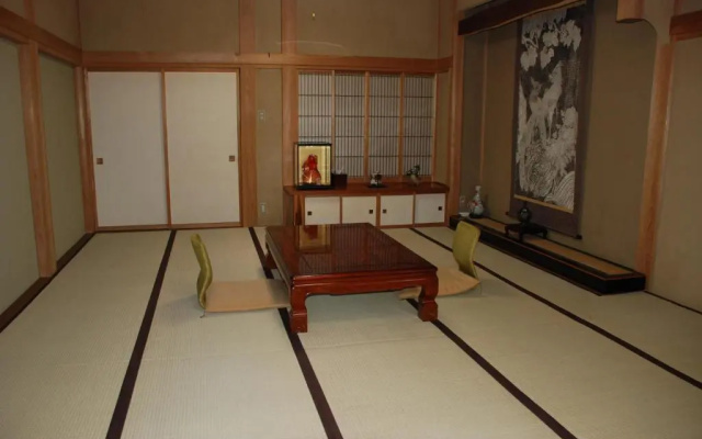 Oshi Ryokan