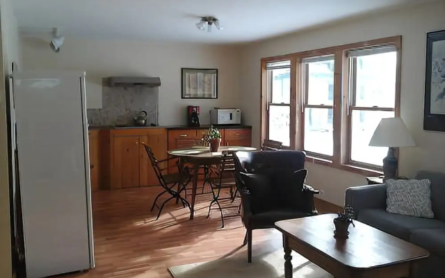 Pickwick - Two Bedroom Home