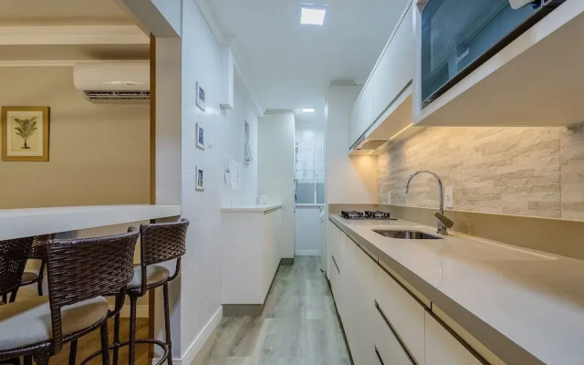 Apartments 100m From the Beach in BC - ERM