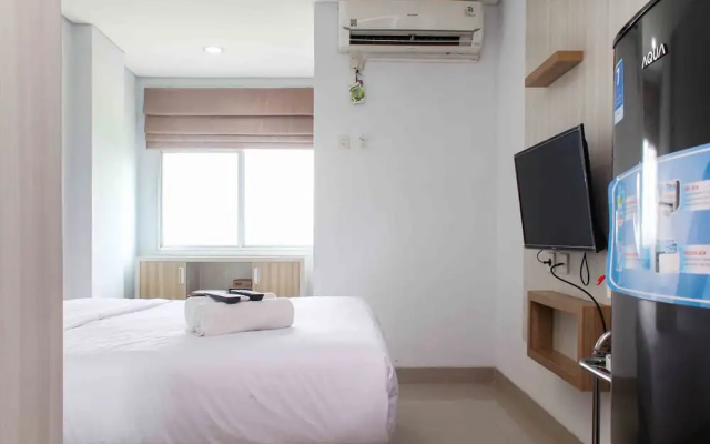 Cozy And Tidy Studio At The Enviro Apartment