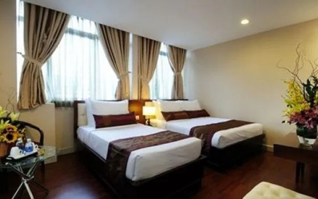 May Flower Hotel