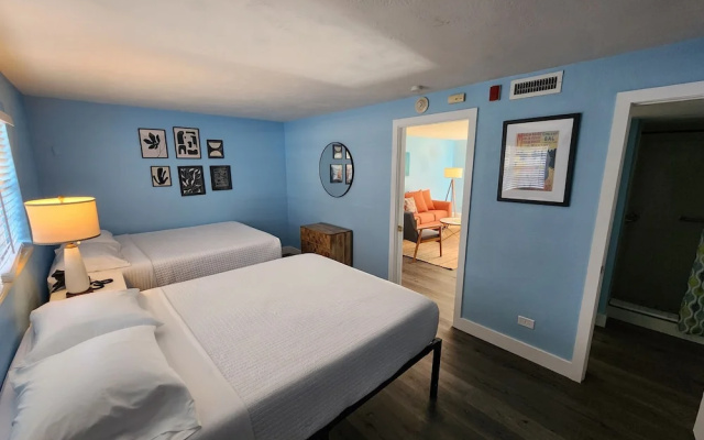 Breezy Palms Resort