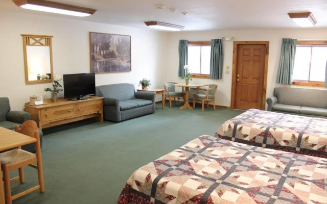 Nootka Lodge