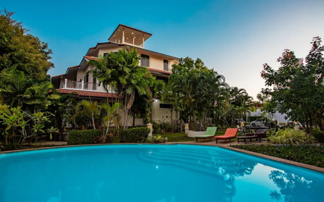 The Mayan Apartment
