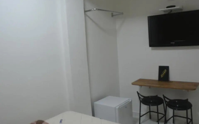 New Point Hotel