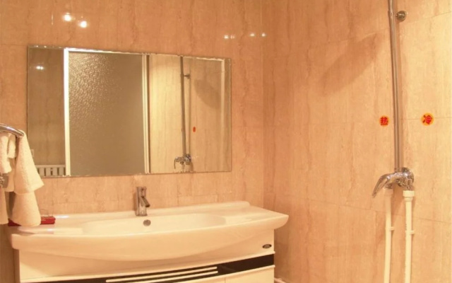 Changyifeng Inn 2nd Branch
