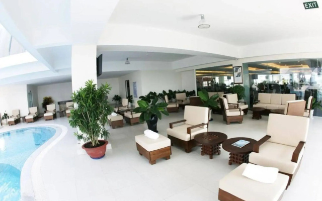 Aurora Hotel Plaza