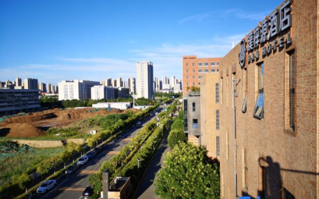 Hanziyuan Hotel (Xi'an Fengdong New City Management Committee Branch)