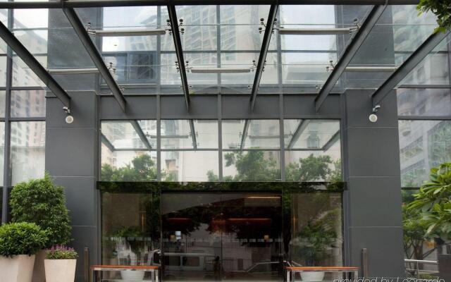 Отель Holiday Inn Express Shenzhen Luohu Китай, Шэньчжэнь - отзывы, цены и фото номеров - забронировать отель Holiday Inn Express Shenzhen Luohu онлайн вид на фасад