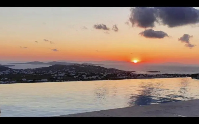 Mykonian Tramonti Villas