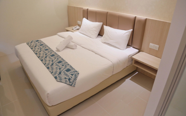 Top Holiday Hotel @ The Mines Seri Kembangan
