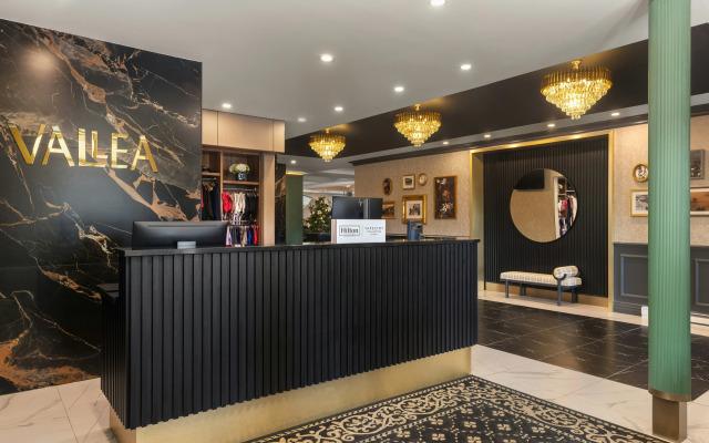 Hotel Vallea Bromont, Tapestry Collection by Hilton