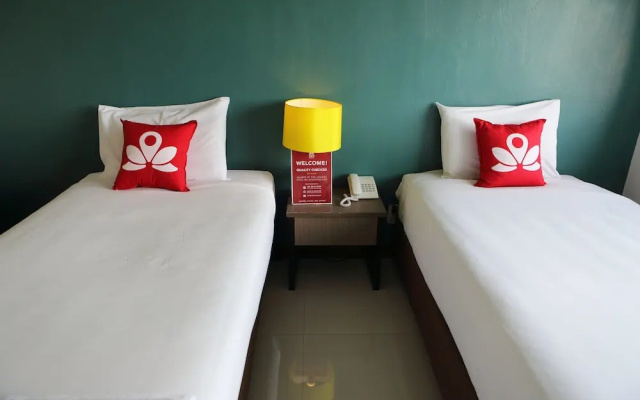 ZEN Rooms Thappraya Road