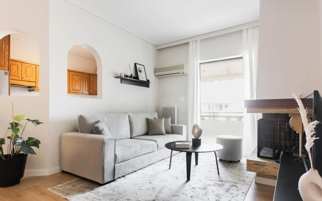 Signature 2BR Apartment in Marousi by UPSTREET