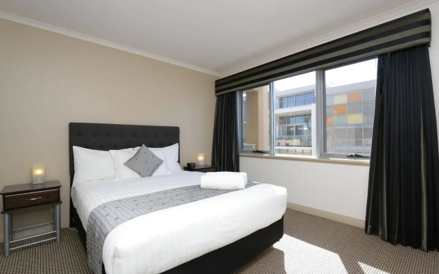Verandah Apartments