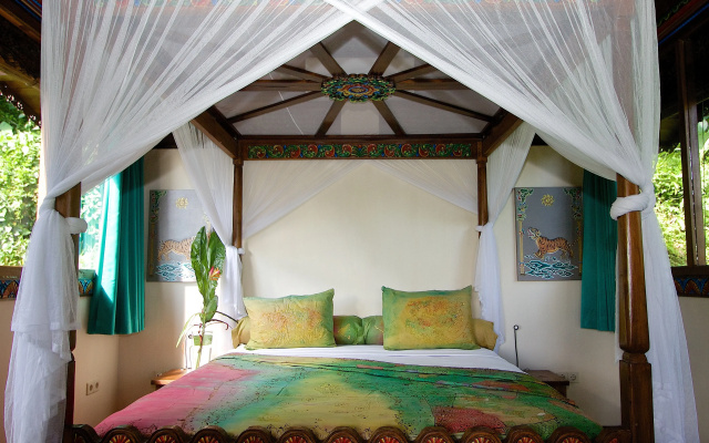 Villa Borobudur Resort