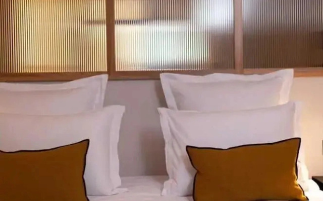 Hotel Tinah: Elegance and Comfort Near the Champs-elysees