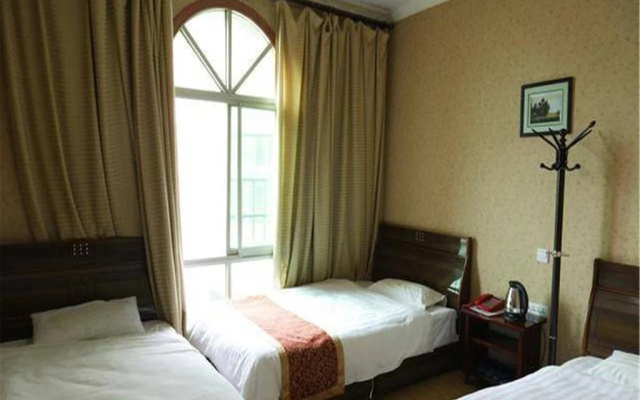 Ge'er Express Inn