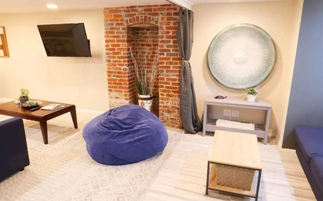 Exclusive Apt in Shaw