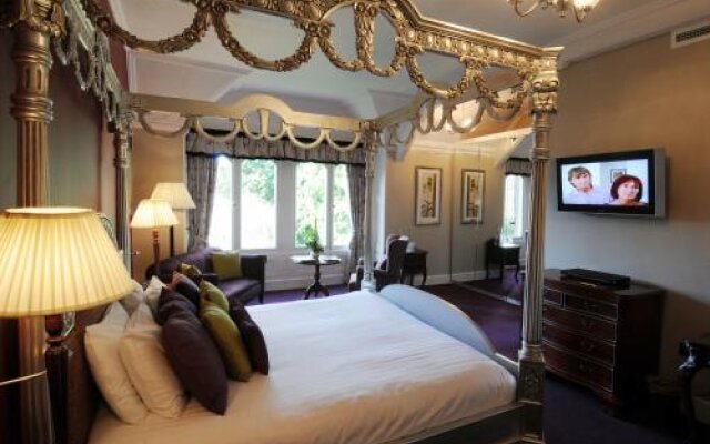 East Lodge Country House Hotel 2
